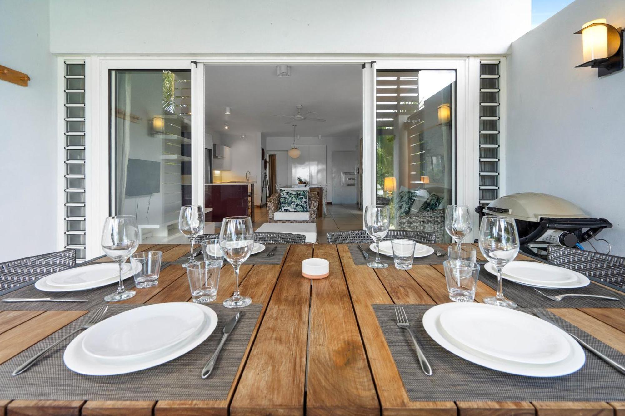 Kanope Bay - Holiday Beachfront Apartments Pointe aux Biches Εξωτερικό φωτογραφία